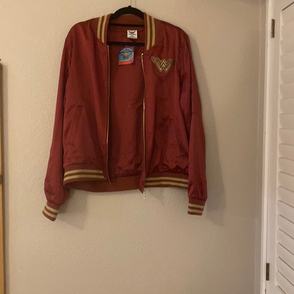 Wonder Woman bomber jacket - Buy 1 get 1 free